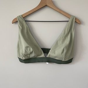 Nueskin NWT Shae Unlined triangle ribbed light weight  bra 3X
